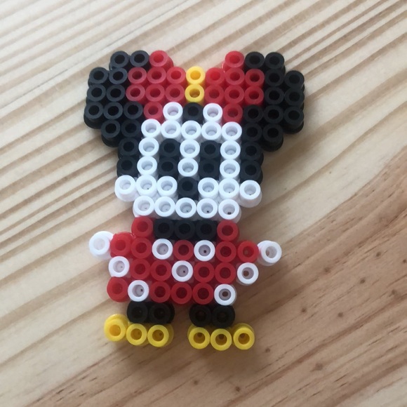 Perler Bead Minnie Mouse - Picture 3 of 4